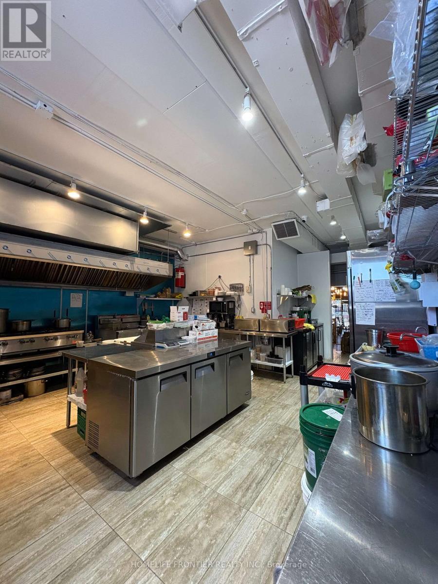 23 King Street N, Waterloo, ON