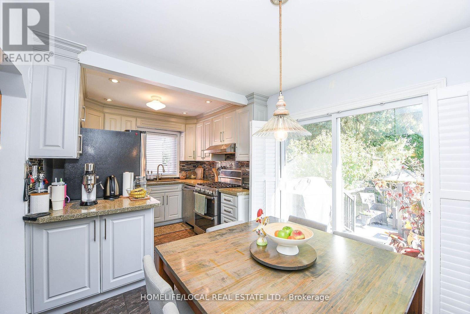 570 Exbury Crescent, Mississauga, ON - Indoor