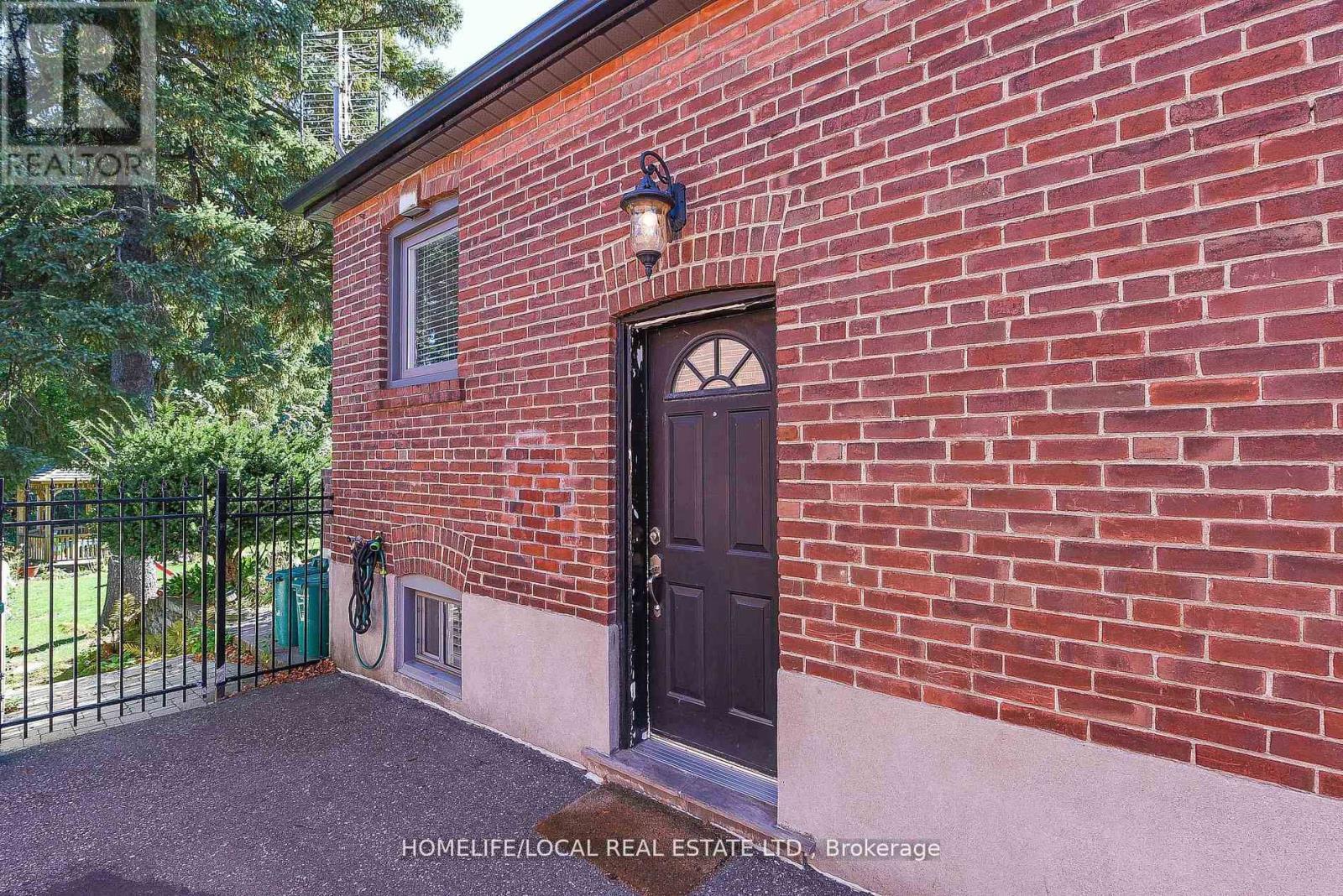 570 Exbury Crescent, Mississauga, ON - Outdoor