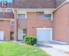 90 - 2 LITCHFIELD COURT Toronto, ON M9V 2A8