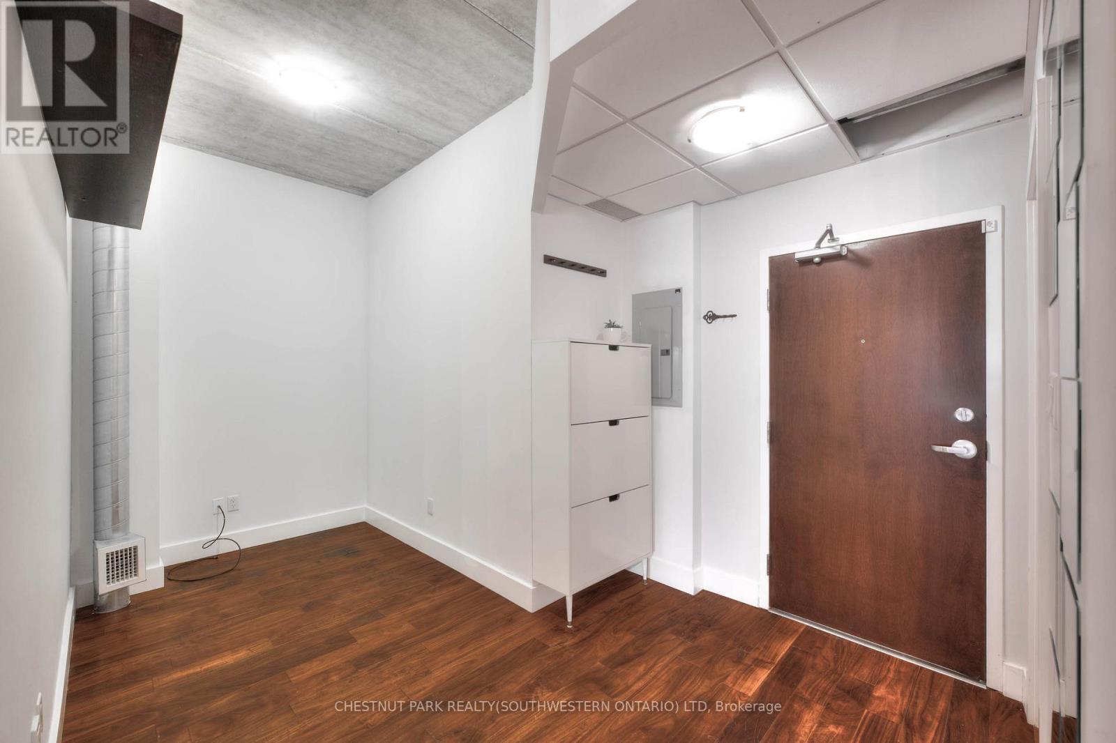 103 - 15 Devitt Avenue S, Waterloo, ON - Indoor Photo Showing Other Room