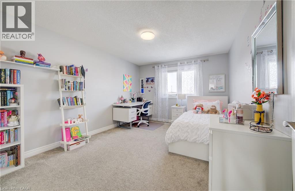 64 Hidden Creek Drive, Kitchener, ON - Indoor Photo Showing Bedroom