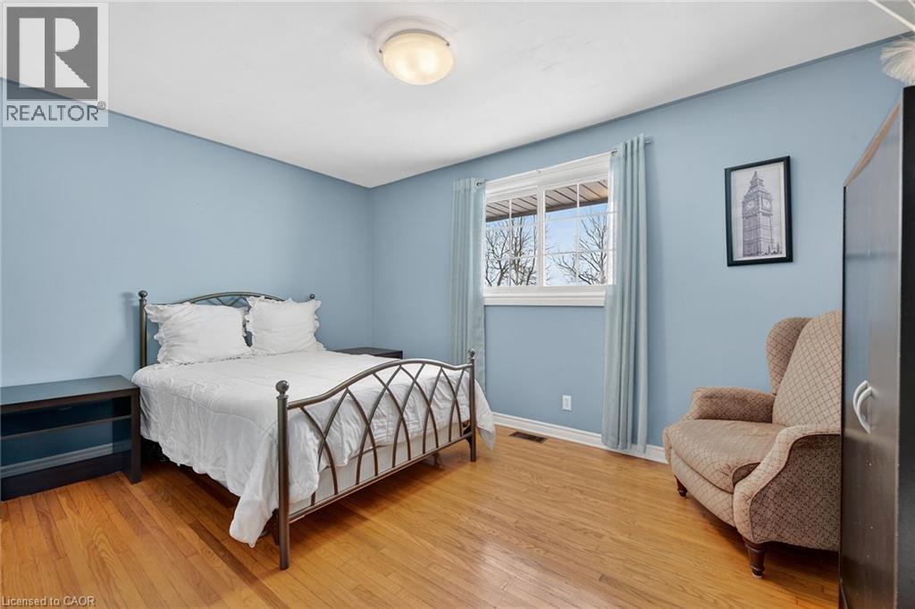 163 Rainham Road, Nanticoke, ON - Indoor Photo Showing Bedroom