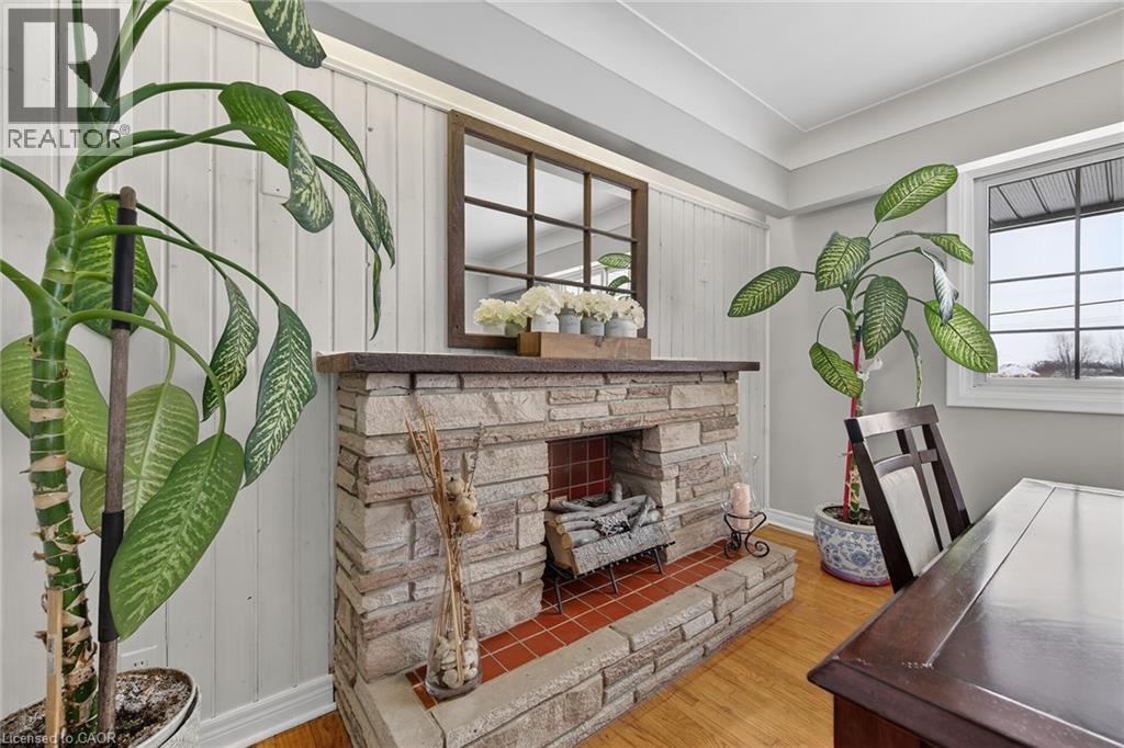 163 Rainham Road, Nanticoke, ON - Indoor With Fireplace