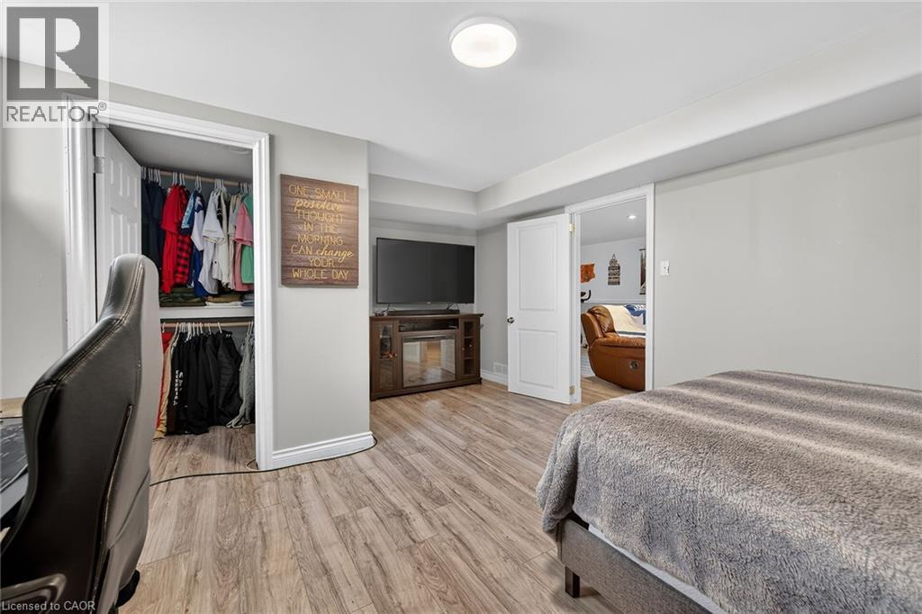 163 Rainham Road, Nanticoke, ON - Indoor Photo Showing Bedroom