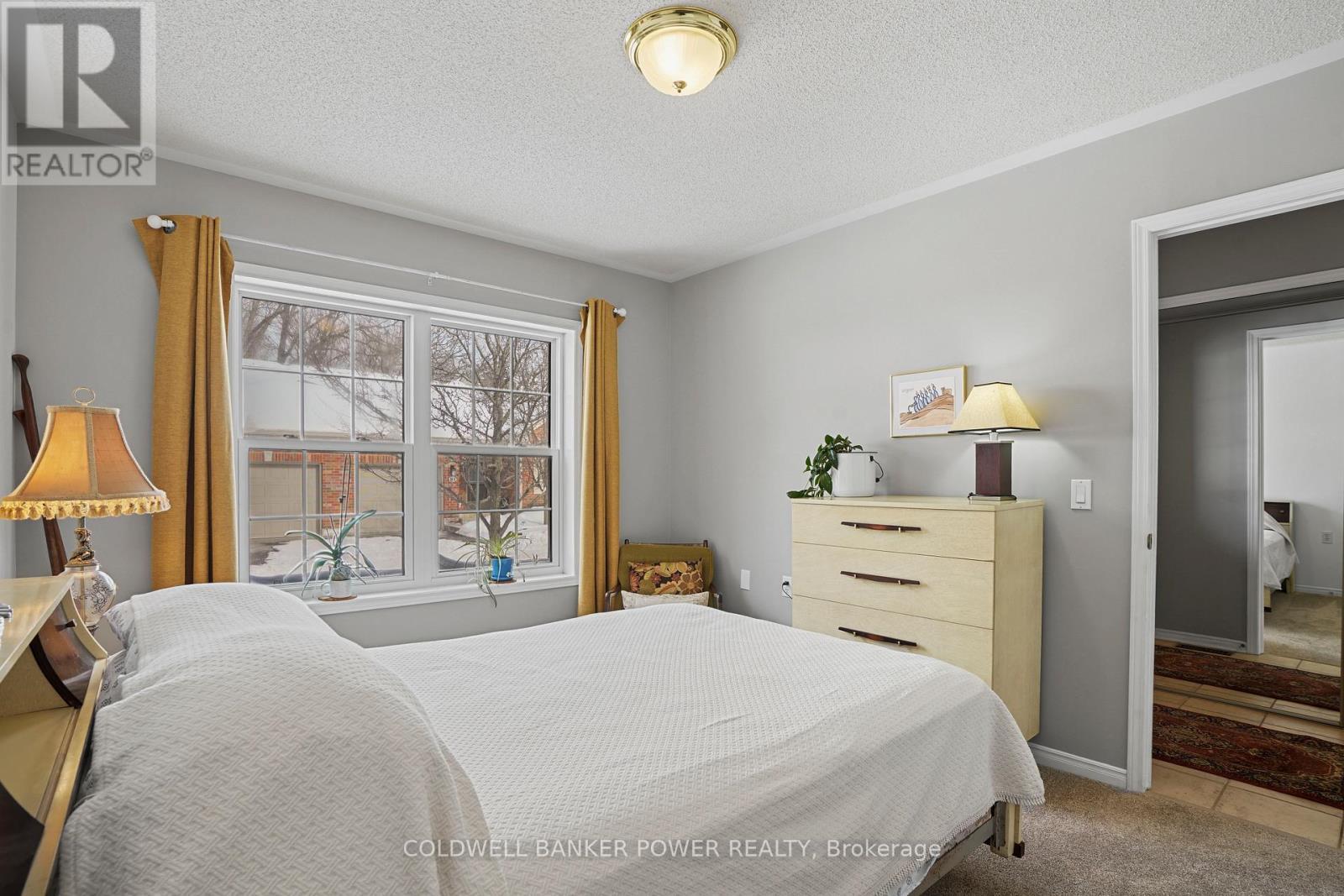 17 - 1337 Commissioners Road W, London South (South B), ON - Indoor Photo Showing Bedroom
