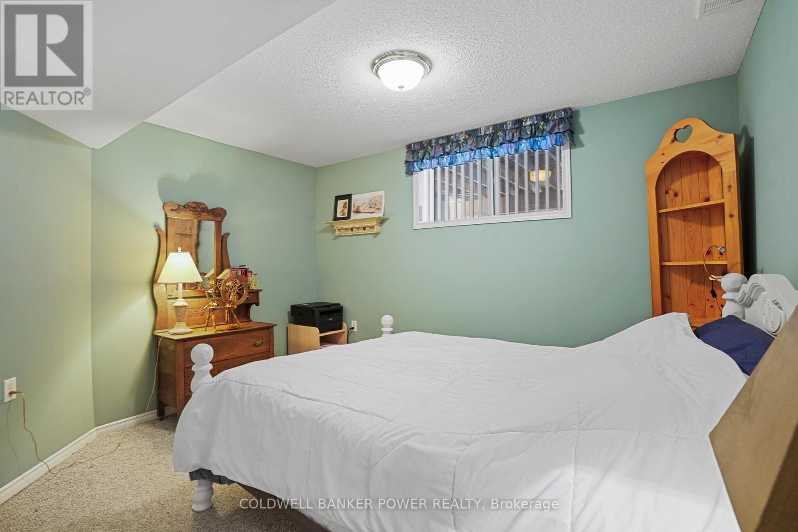 17 - 1337 Commissioners Road W, London South (South B), ON - Indoor Photo Showing Bedroom