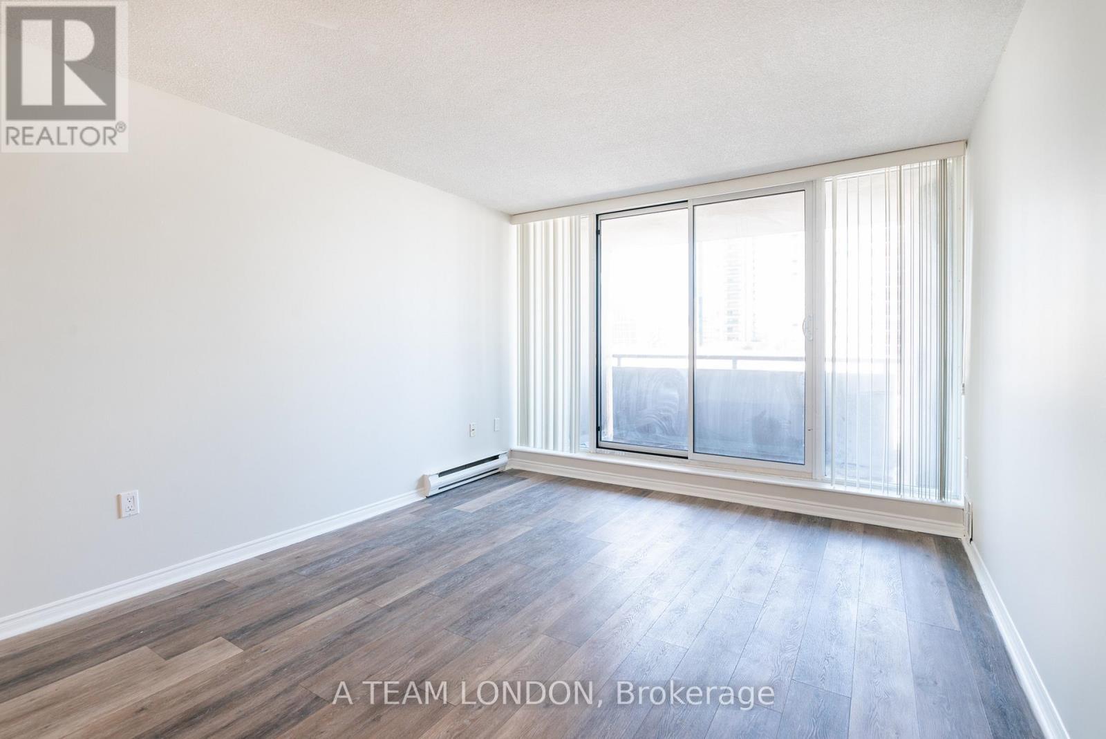 503 - 155 Kent Street, London East (East F), ON - Indoor Photo Showing Other Room