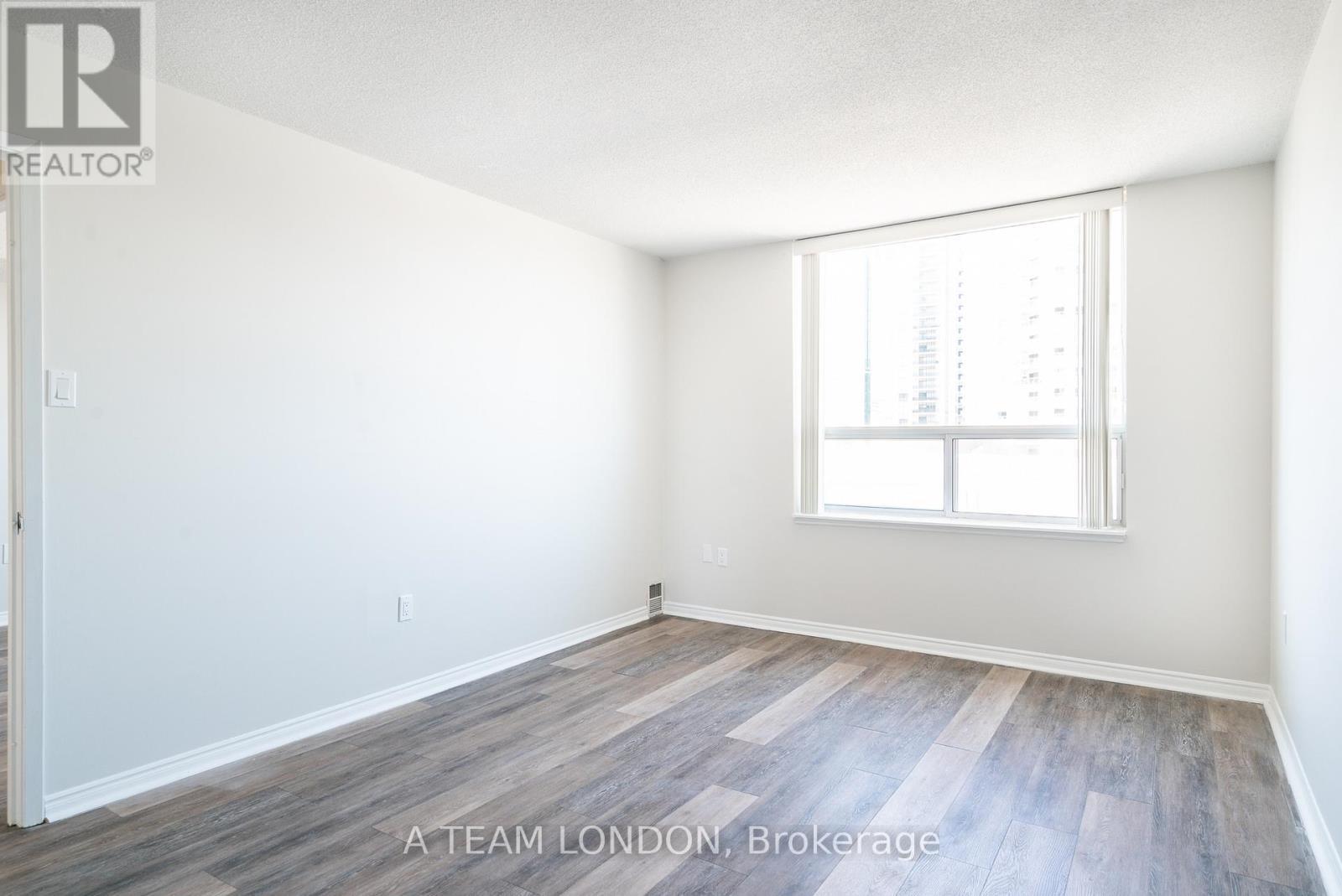 503 - 155 Kent Street, London East (East F), ON - Indoor Photo Showing Other Room