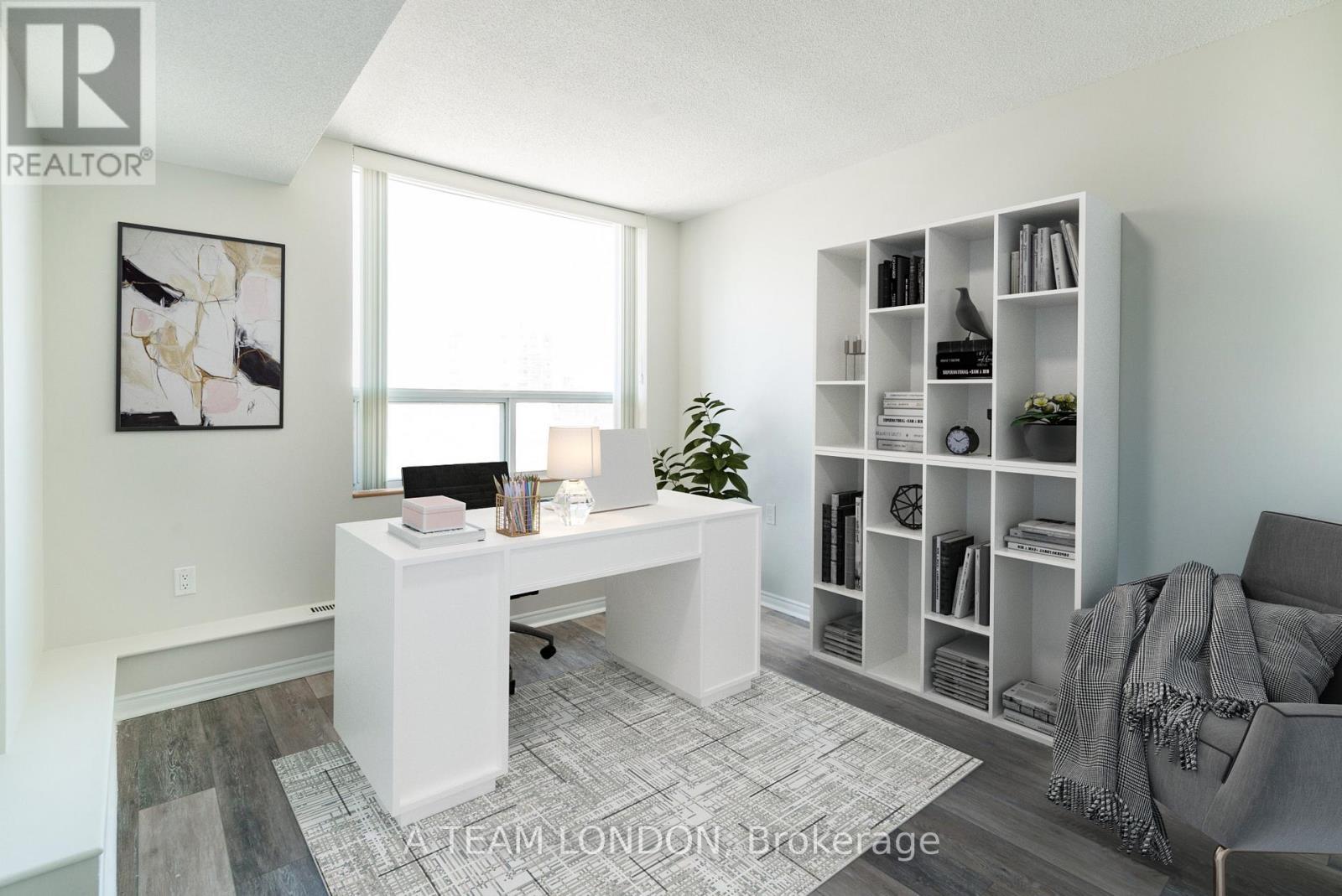 503 - 155 Kent Street, London East (East F), ON - Indoor Photo Showing Office