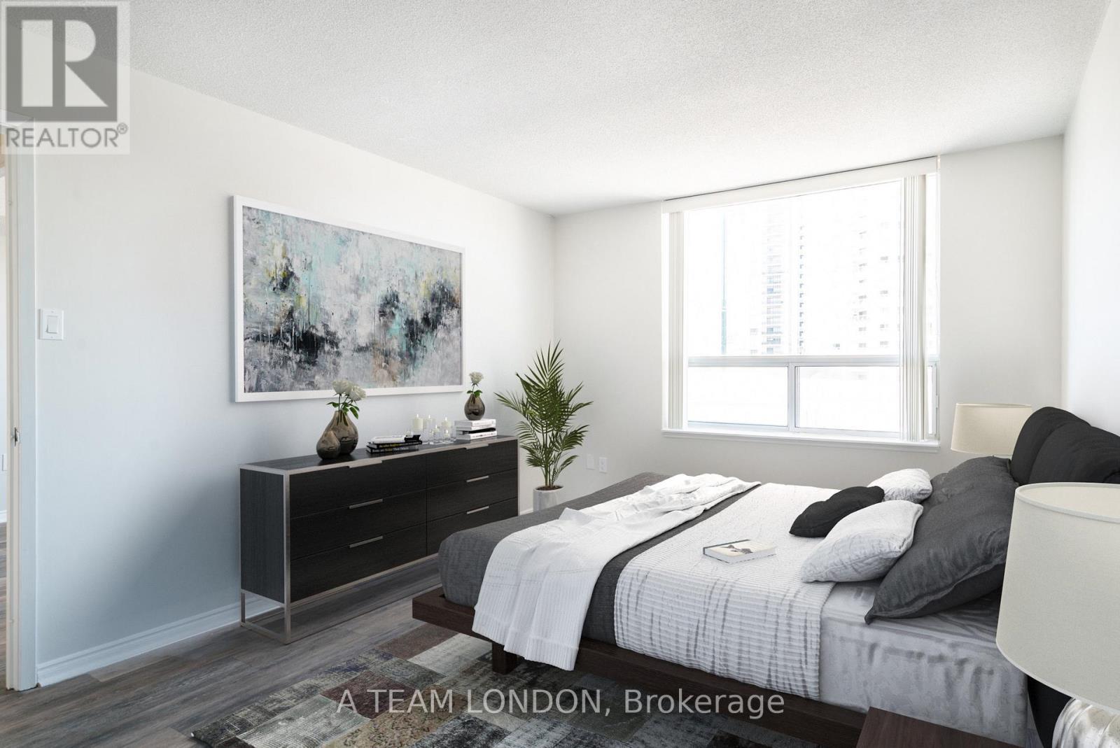 503 - 155 Kent Street, London East (East F), ON - Indoor Photo Showing Bedroom