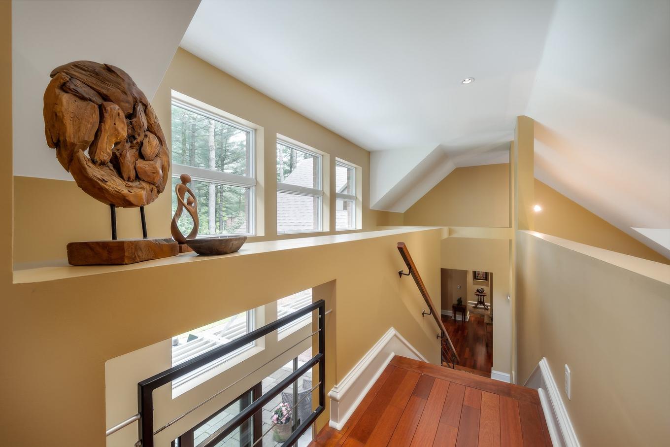 Escalier - 19 Rue Raffles, Hudson, QC - Indoor Photo Showing Other Room