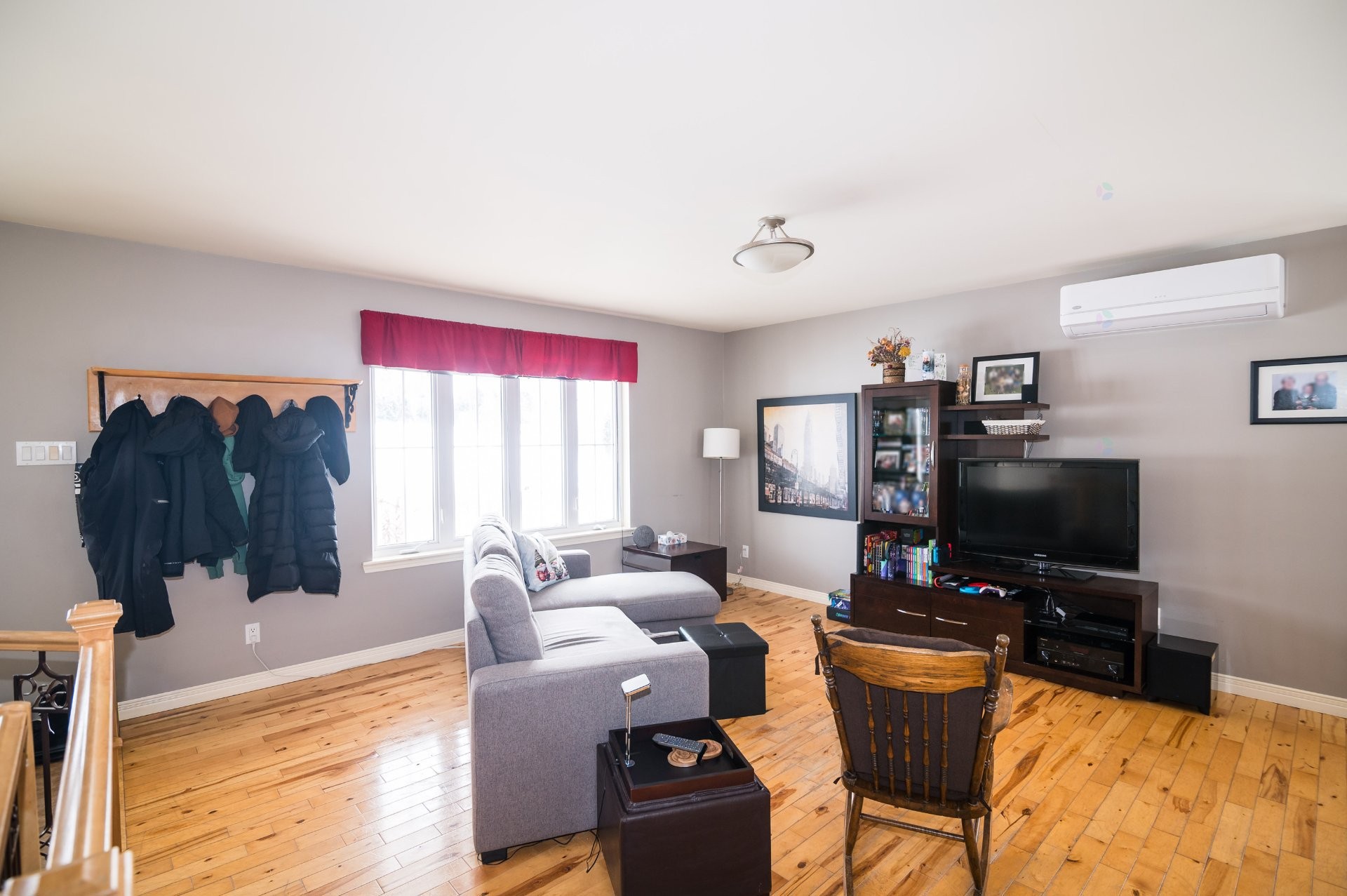 Living Room - 15 Rue Garneau, Saint-Pacôme, QC - Indoor Photo Showing Living Room