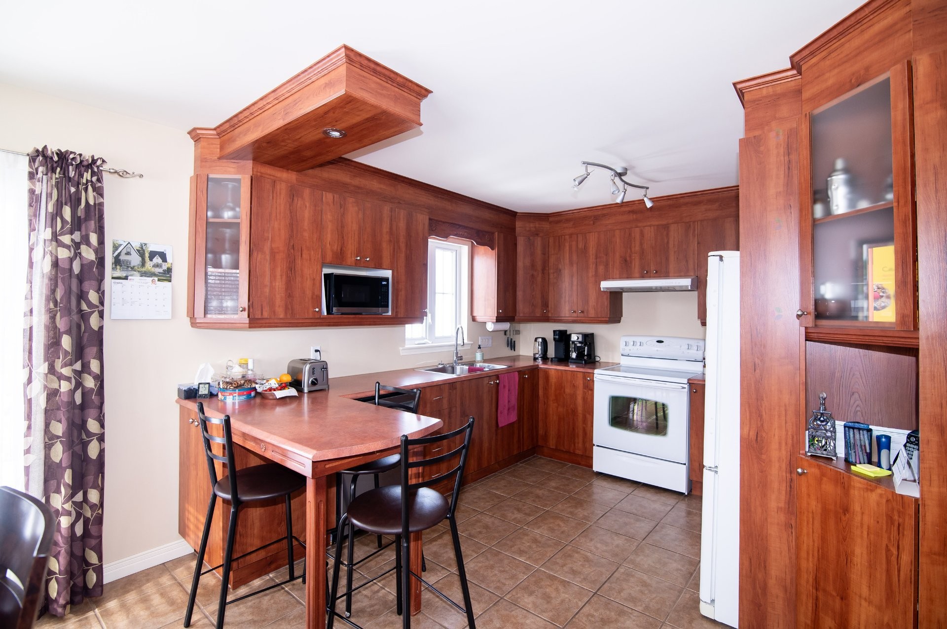 Kitchen - 15 Rue Garneau, Saint-Pacôme, QC - Indoor Photo Showing Kitchen With Double Sink