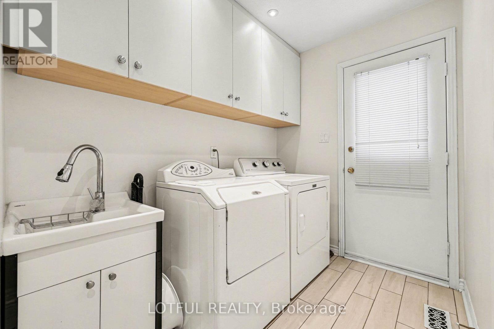41 Pattermead Crescent, Ottawa, ON - Indoor Photo Showing Laundry Room