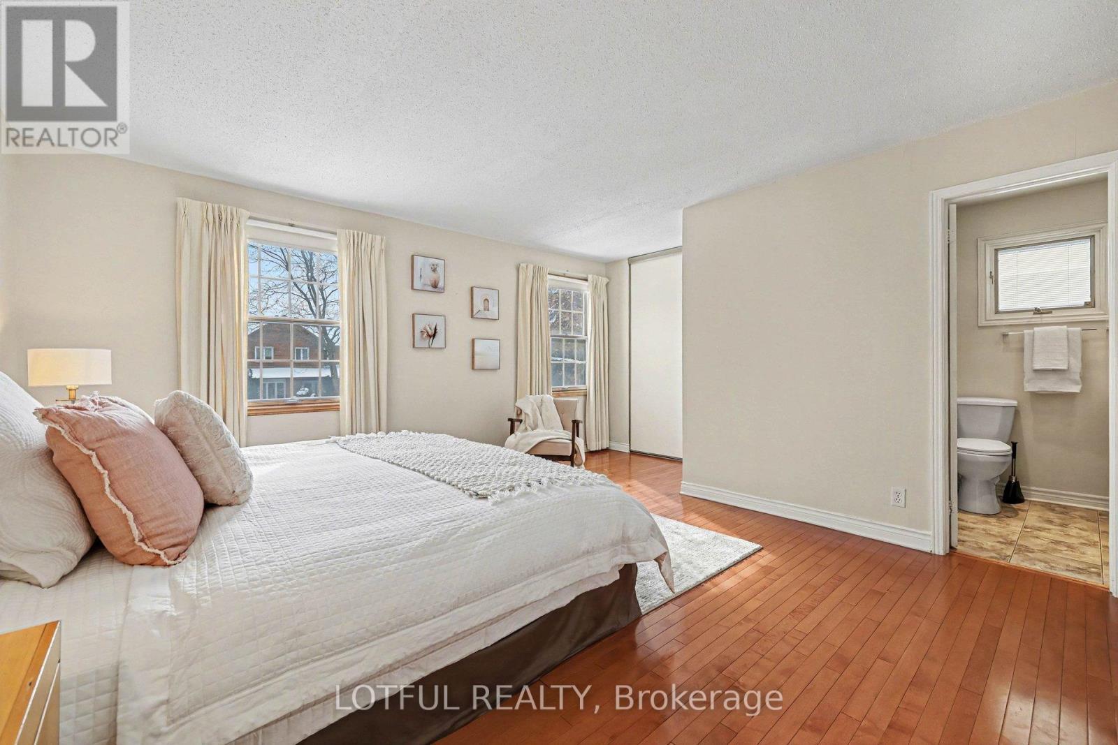 41 Pattermead Crescent, Ottawa, ON - Indoor Photo Showing Bedroom
