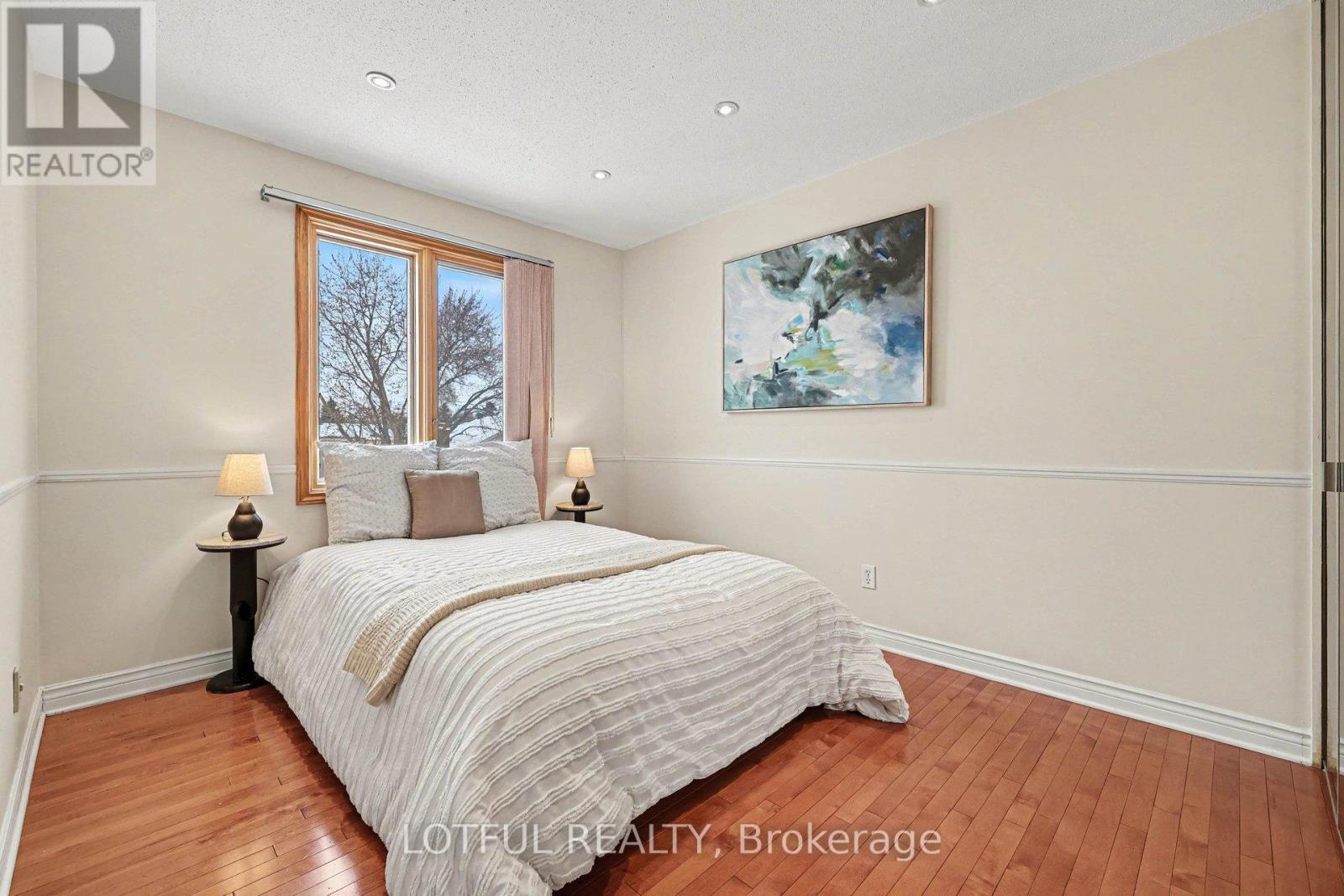 41 Pattermead Crescent, Ottawa, ON - Indoor Photo Showing Bedroom