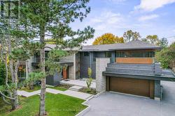 103 OLD COLONY ROAD Toronto, ON M2L 2K3