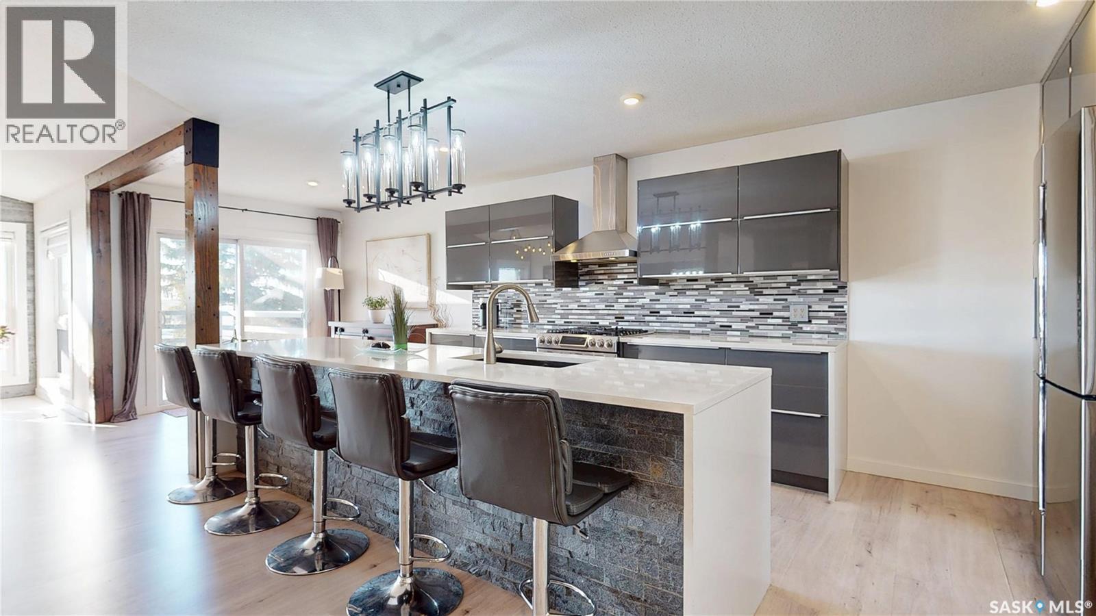 8507 Kestral Drive, Regina, SK - Indoor