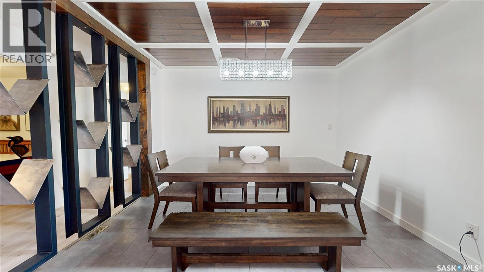 8507 Kestral Drive, Regina, SK - Indoor Photo Showing Dining Room