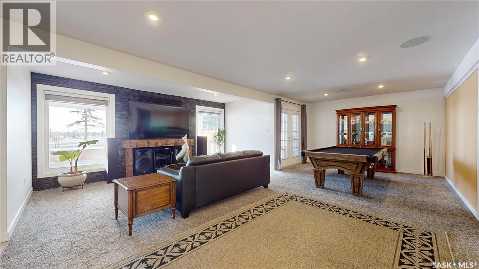 8507 Kestral Drive, Regina, SK - Indoor With Fireplace