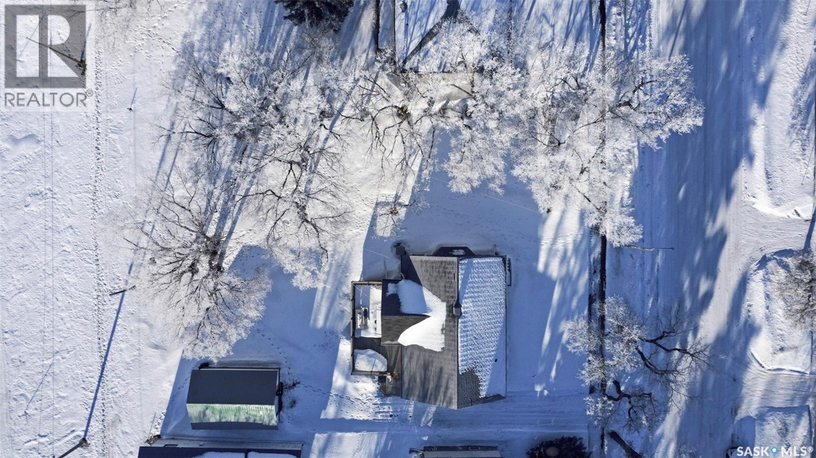 208 2Nd Avenue E, Nokomis, SK - Outdoor