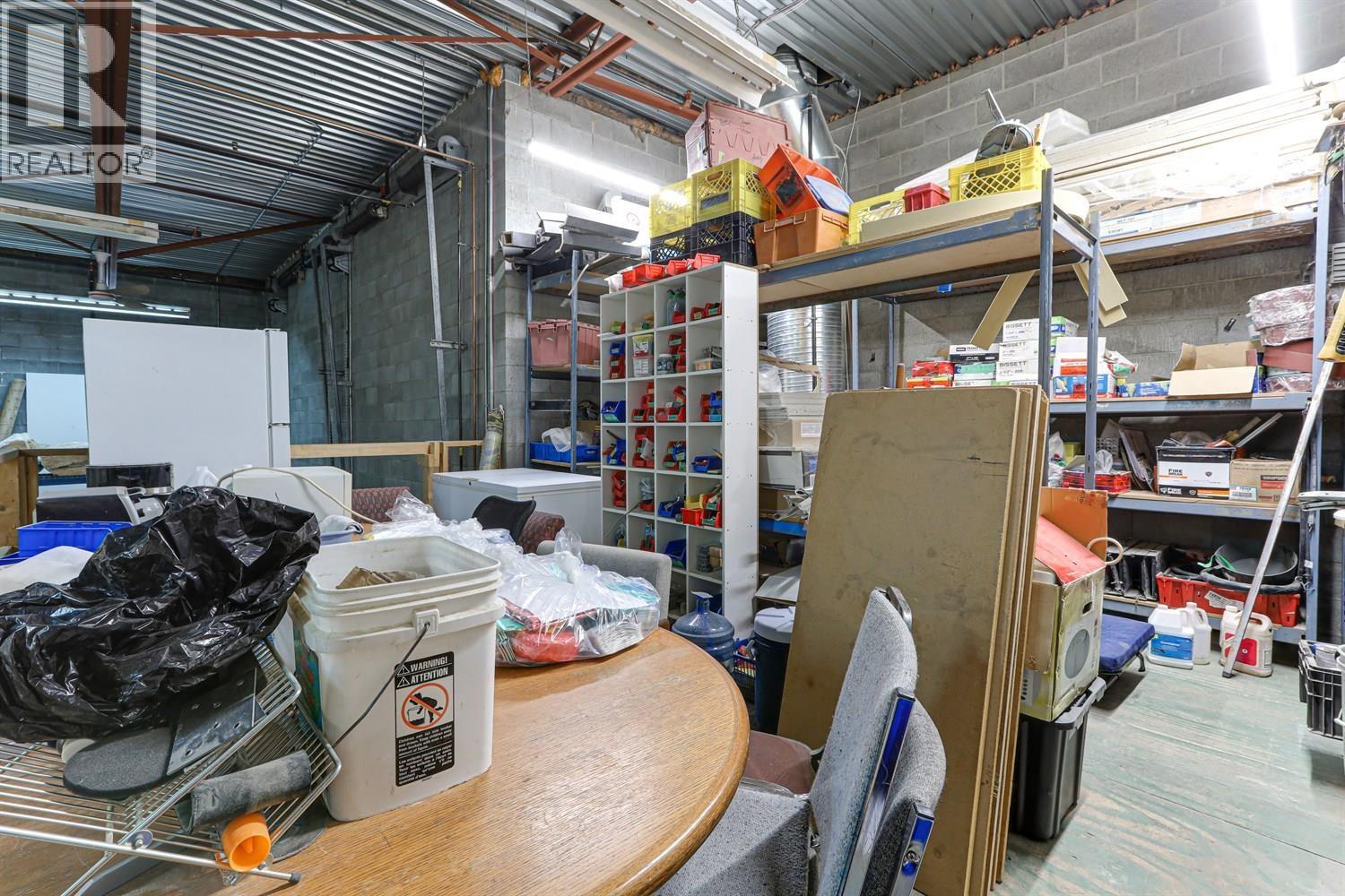 2572 Davies Avenue, Port Coquitlam, BC