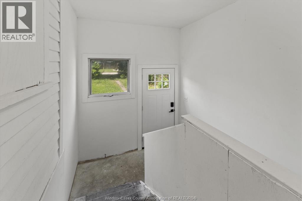 371 Curry, Windsor, ON - Indoor Photo Showing Other Room