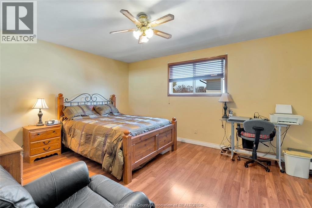 2665 Robert, Windsor, ON - Indoor Photo Showing Bedroom