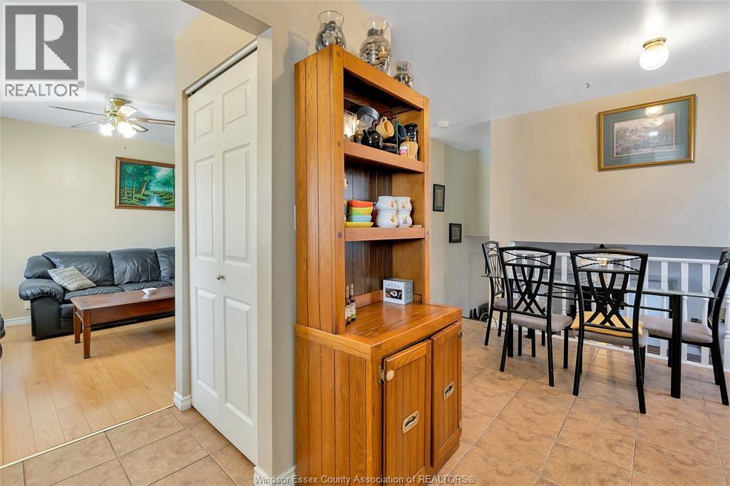 2665 Robert, Windsor, ON - Indoor Photo Showing Other Room