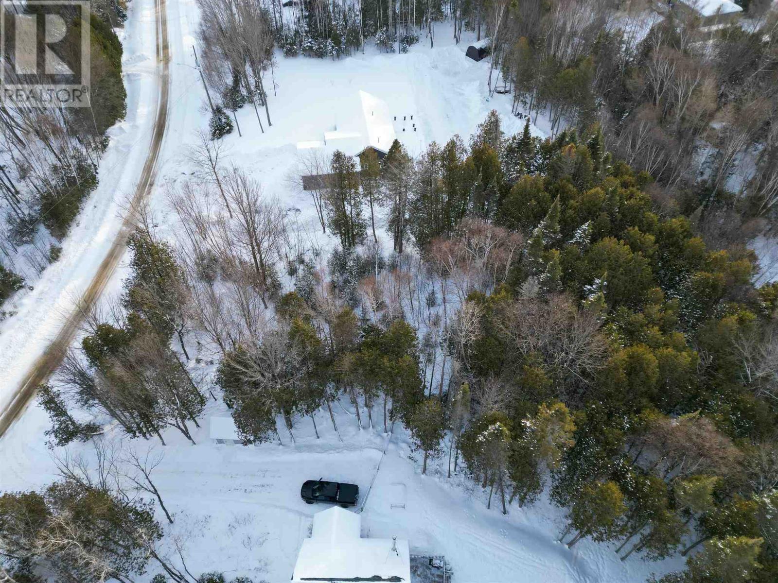 18 Lake Dr, Blind River, ON