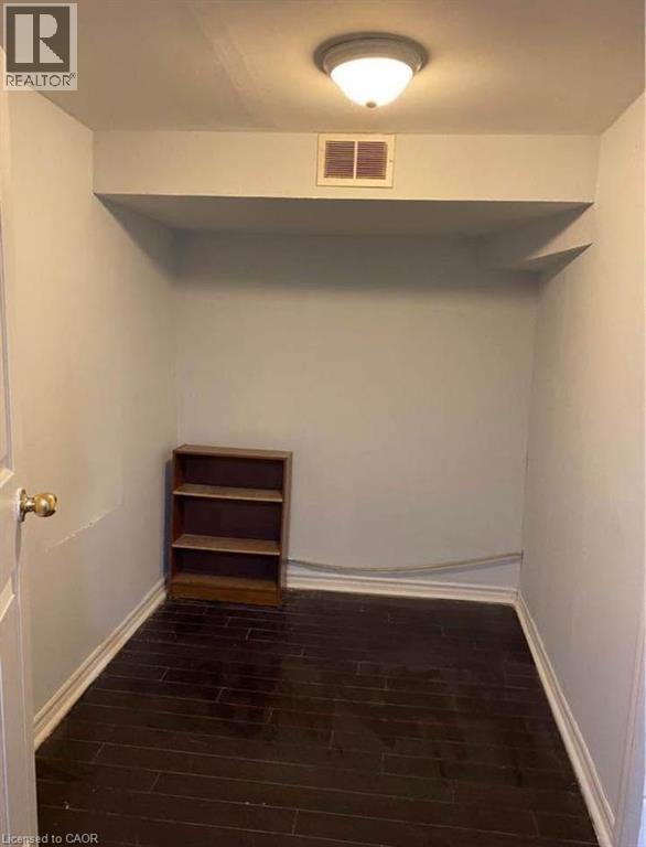 2644 Lundene Road, Mississauga, ON - Indoor