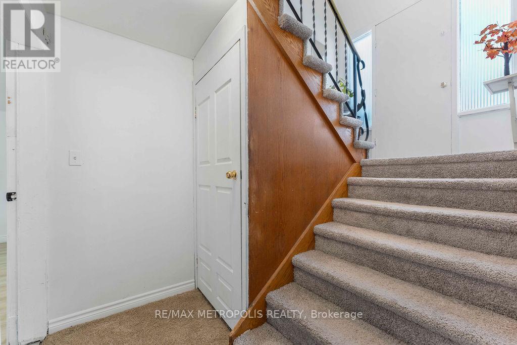 263 Fergus Avenue, Kitchener, ON - Indoor Photo Showing Other Room