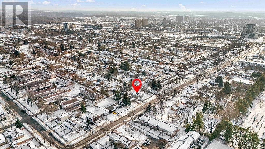 263 Fergus Avenue, Kitchener, ON - Outdoor With View