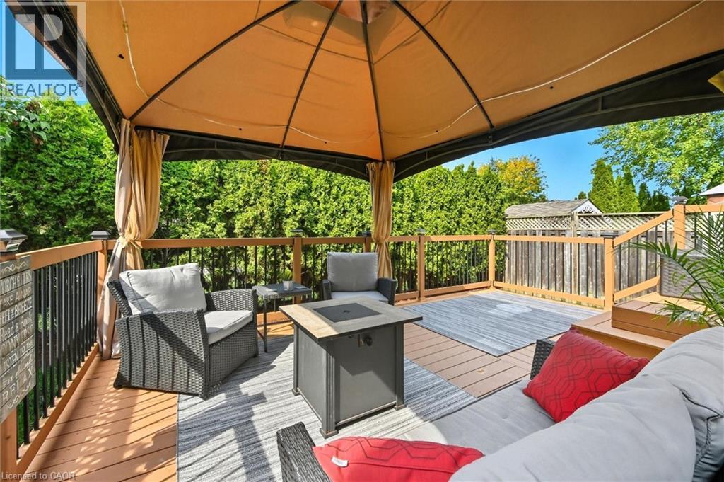 2265 Stokes Lane, Burlington, ON - Outdoor With Deck Patio Veranda With Exterior