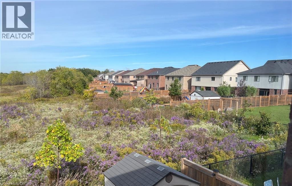 View of yard with a residential view - 115 Larry Crescent, Caledonia, ON - Outdoor