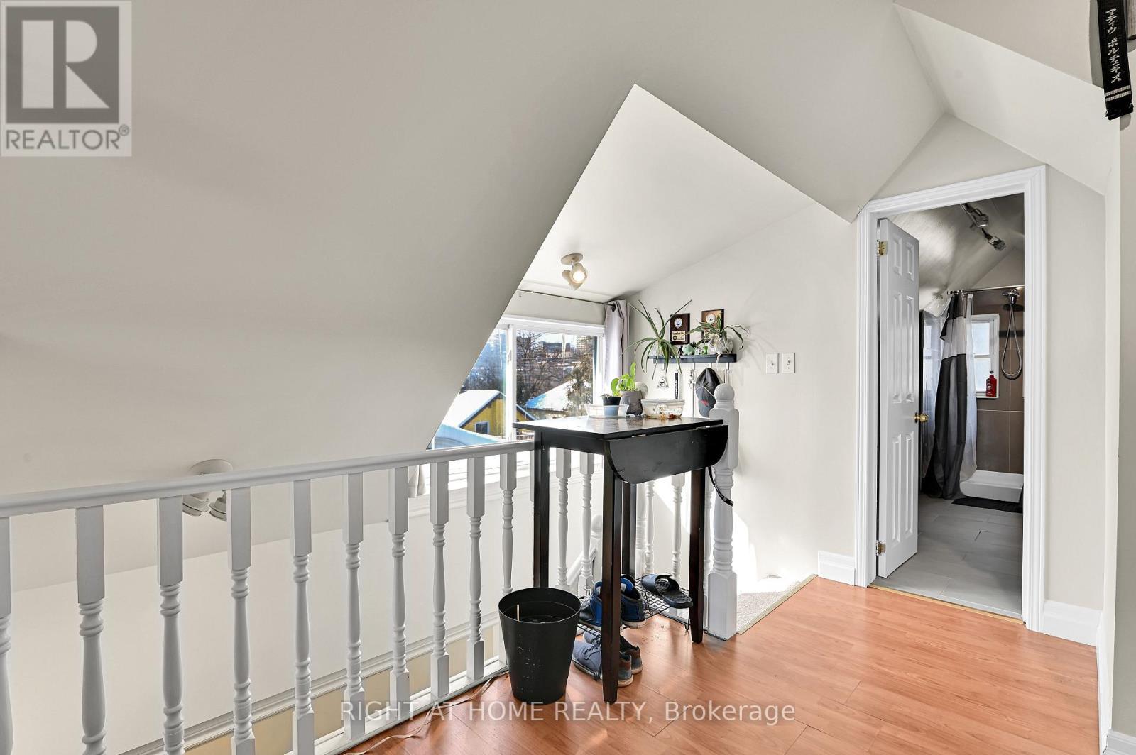 3rd floor landing - 95 Templeton Street, Ottawa, ON - Indoor Photo Showing Other Room