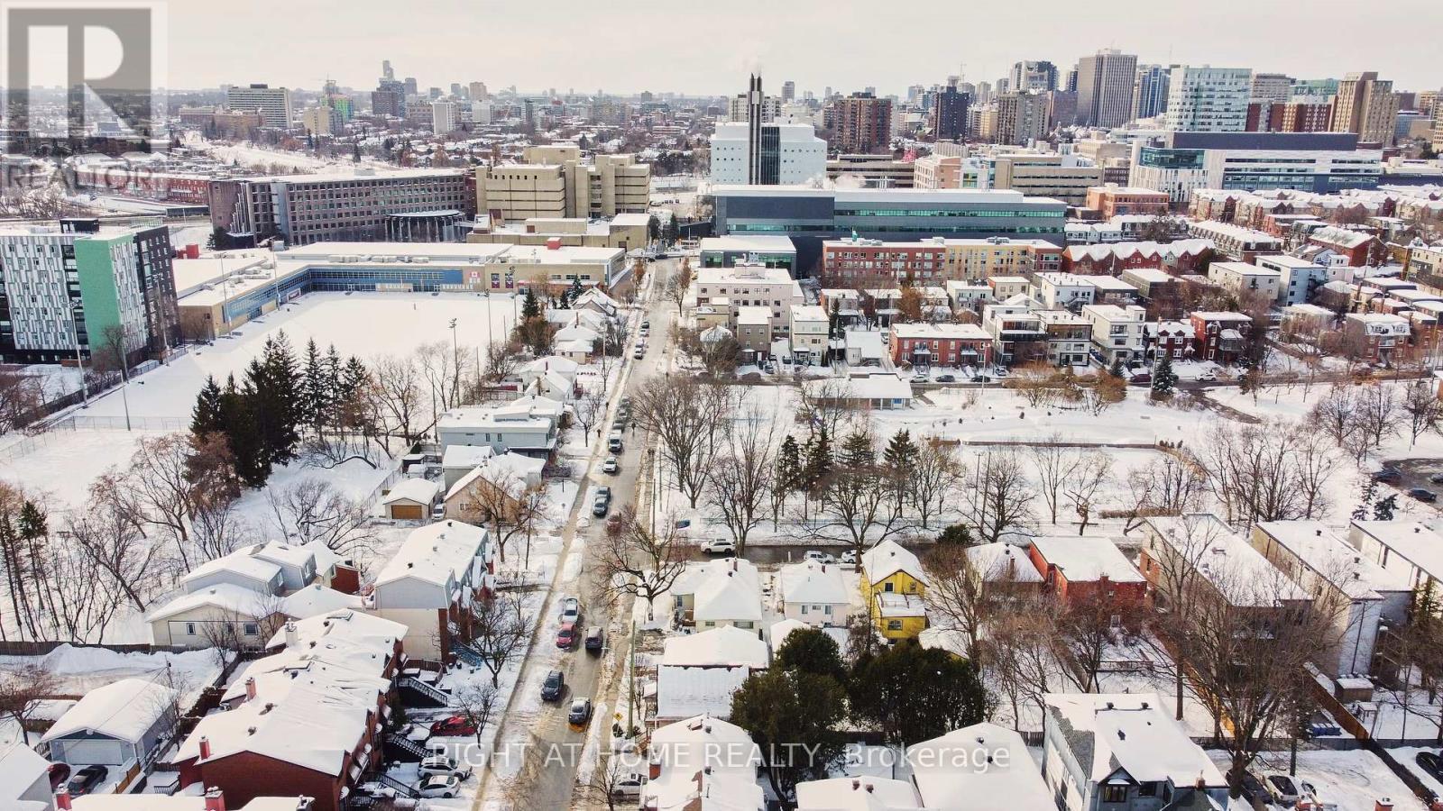 Lookign towards Uof O & Minto Sports Complex - 95 Templeton Street, Ottawa, ON - Outdoor With View