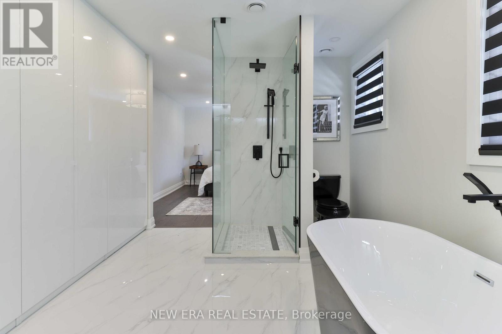 1481 Chasehurst Drive, Mississauga, ON - Indoor Photo Showing Bathroom