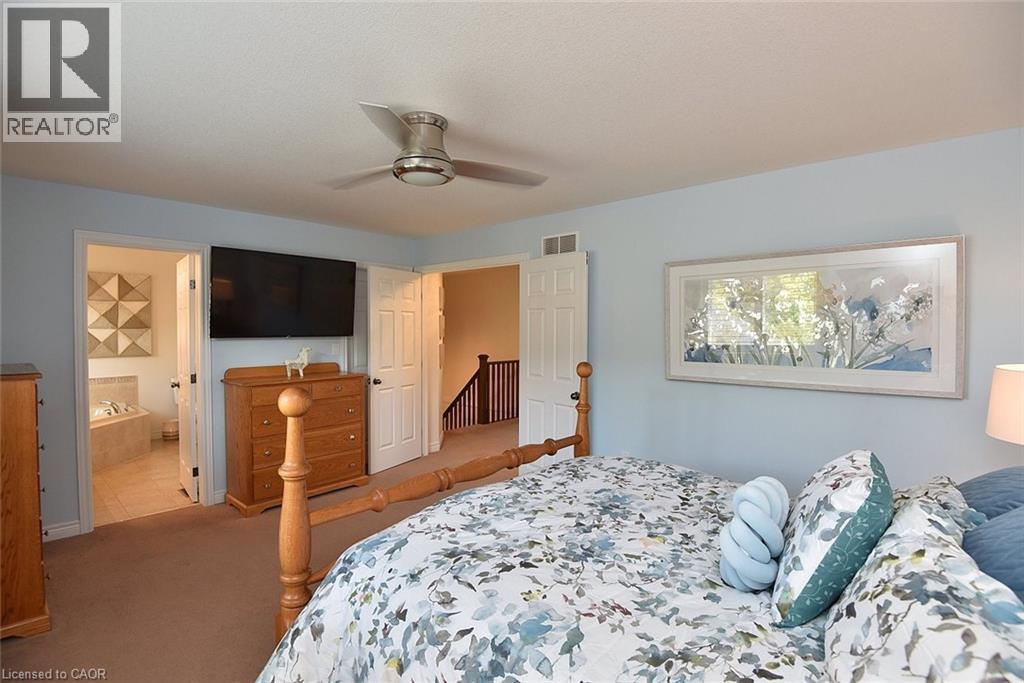 12 Degrow Crescent, Binbrook, ON - Indoor Photo Showing Bedroom