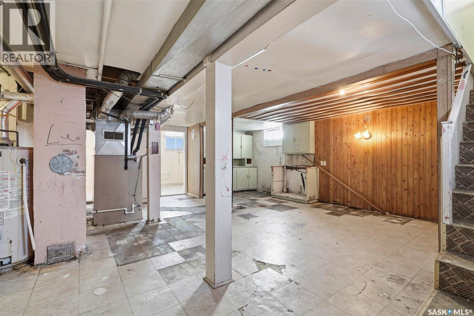 584 7Th Street E, Prince Albert, SK - Indoor Photo Showing Basement