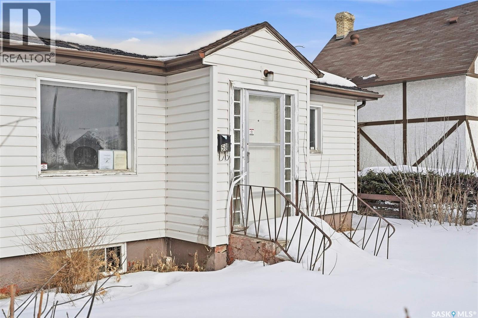 584 7Th Street E, Prince Albert, SK - Outdoor With Exterior