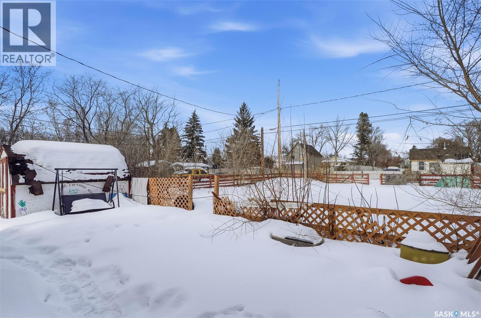584 7Th Street E, Prince Albert, SK - Outdoor
