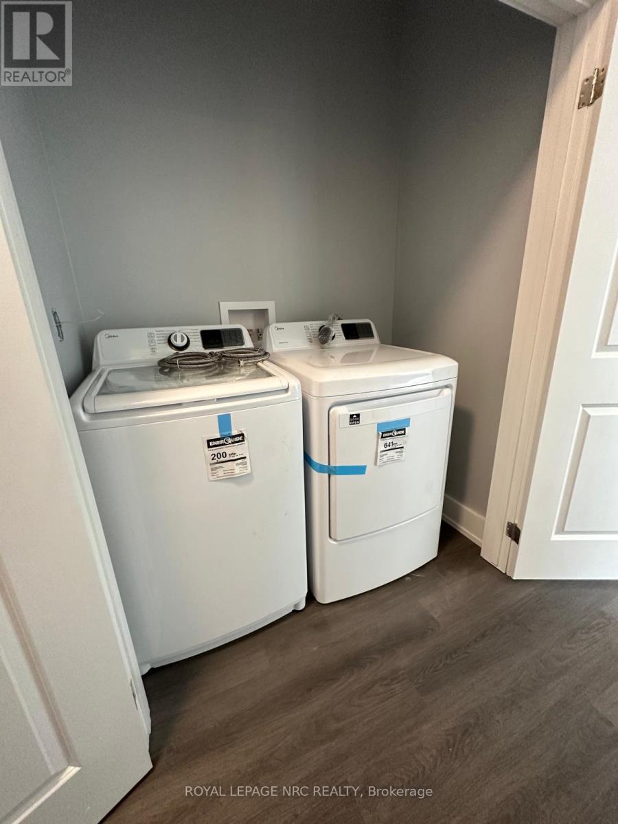 58 Griffith Street, Welland (Welland Downtown), ON - Indoor Photo Showing Laundry Room