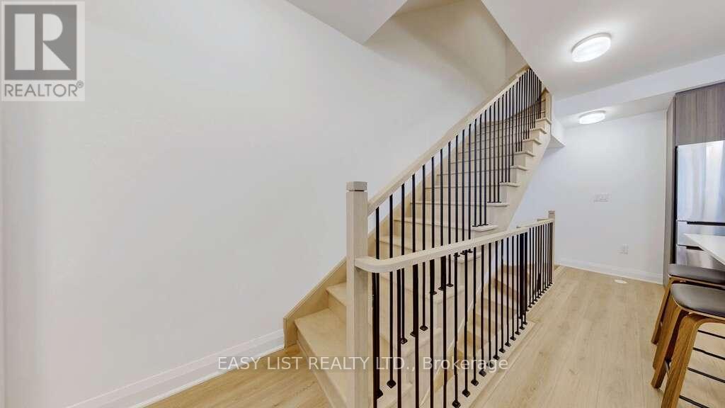 150 Alton Crescent, Vaughan, ON - Indoor Photo Showing Other Room