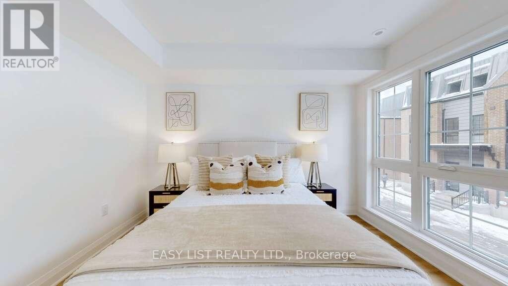150 Alton Crescent, Vaughan, ON - Indoor Photo Showing Bedroom
