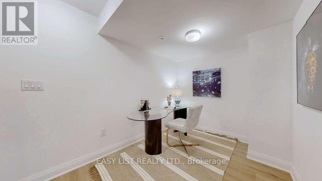 150 Alton Crescent, Vaughan, ON - Indoor Photo Showing Other Room