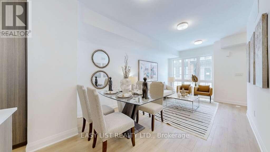 150 Alton Crescent, Vaughan, ON - Indoor Photo Showing Dining Room