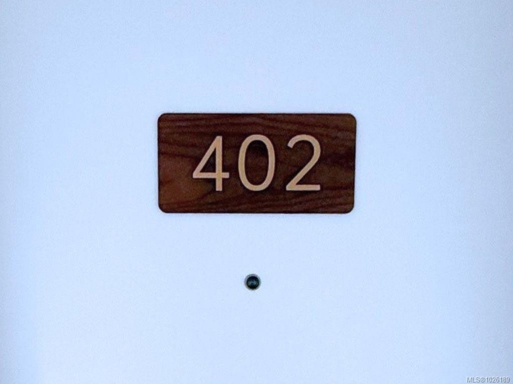 402-6320 Sentinal Dr, Nanaimo, BC -
