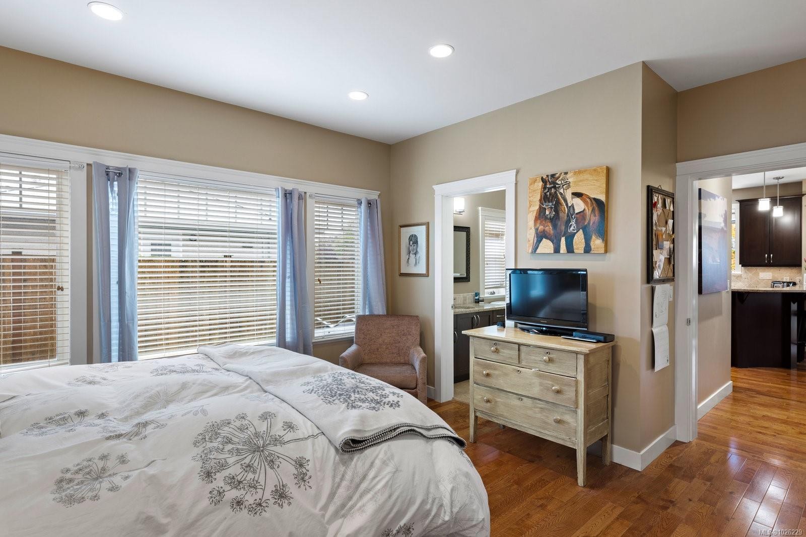 2324 Malaview Ave, Sidney, BC